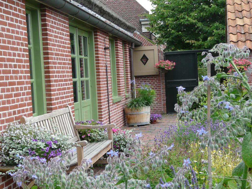 Landgoedlogies Pabema Bed & Breakfast Zuidhorn Bagian luar foto