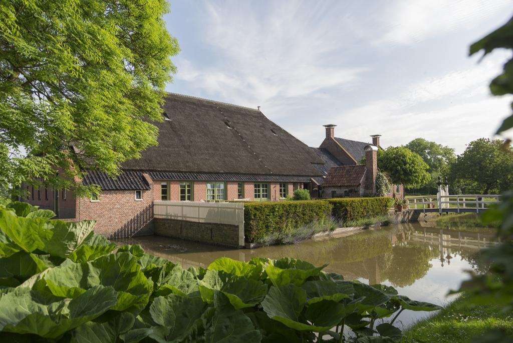 Landgoedlogies Pabema Bed & Breakfast Zuidhorn Bagian luar foto